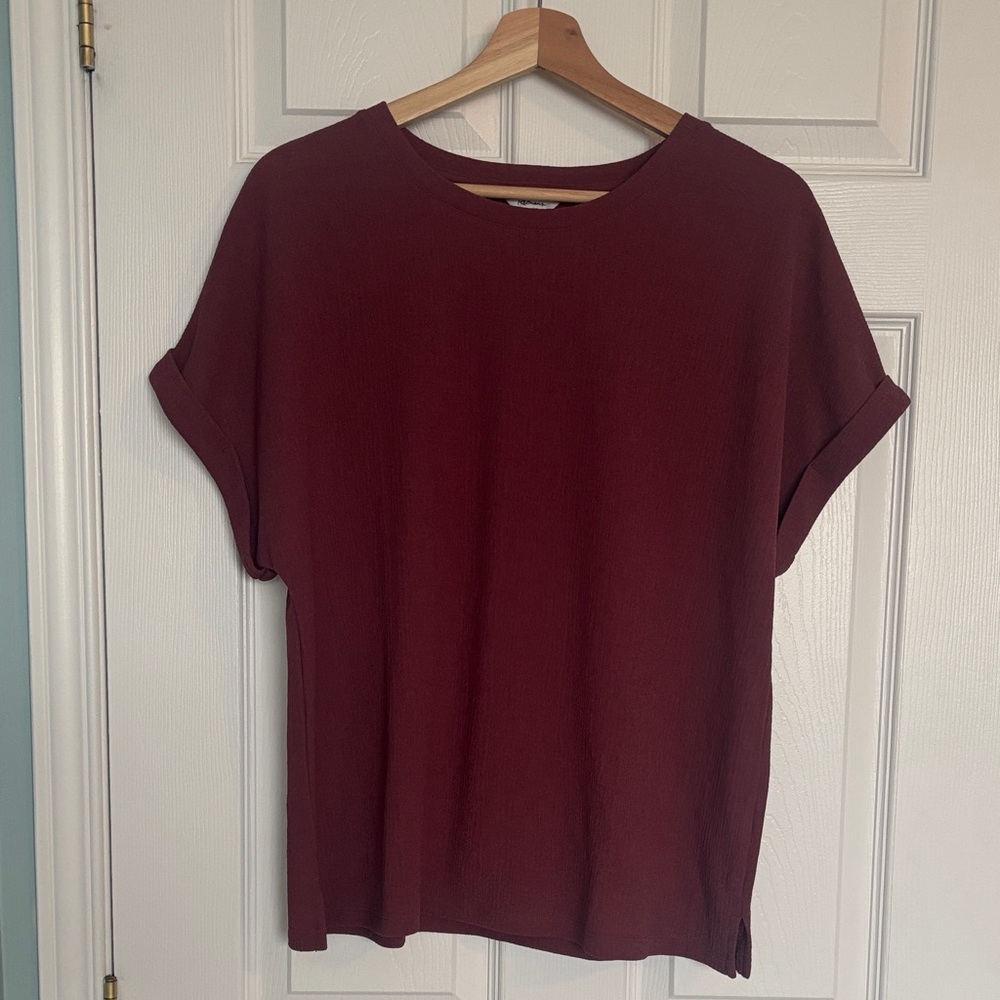 Reitmans flowy short sleeve top